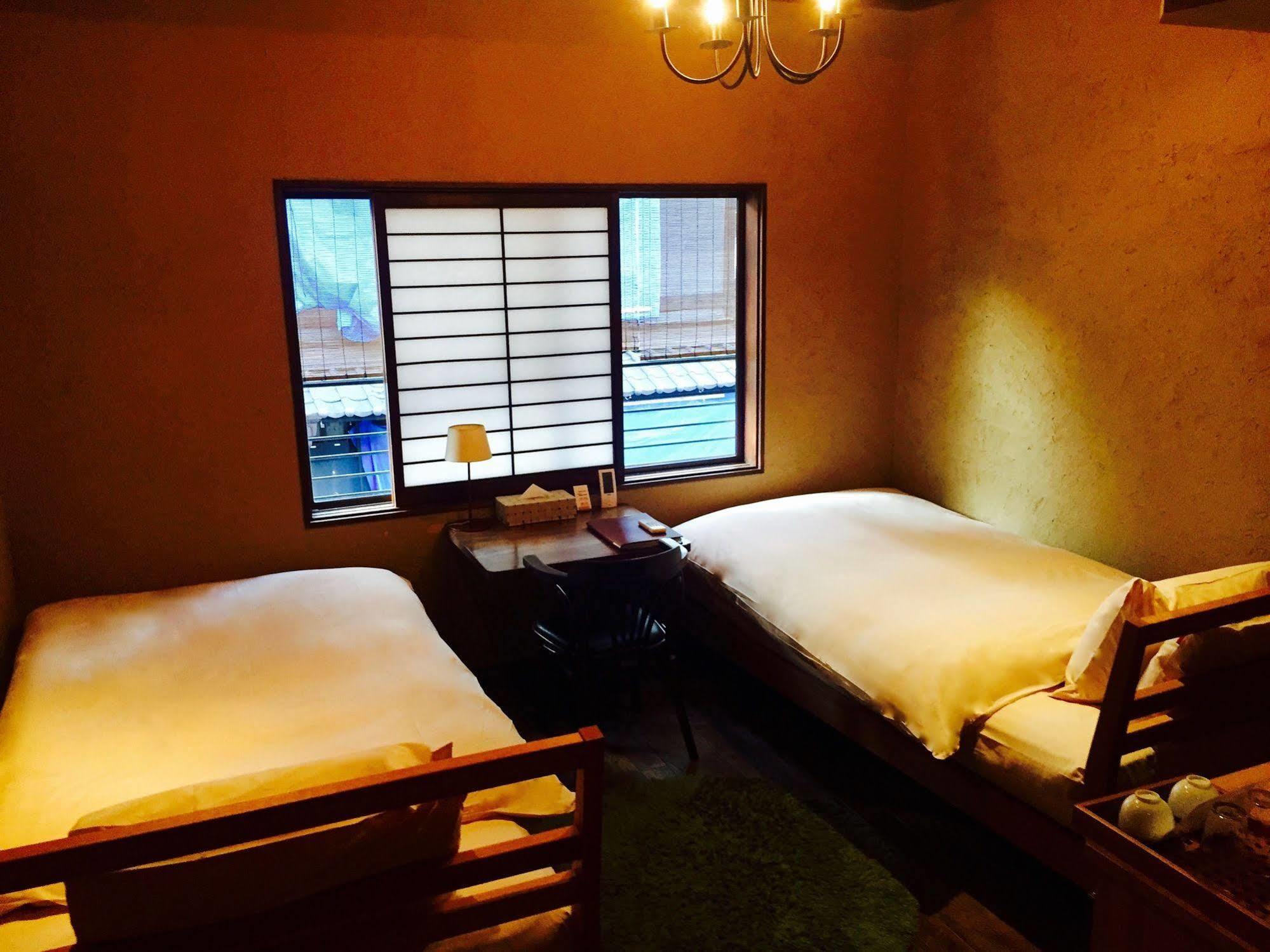 Kyoto Machiya Ryokan Cinq Exterior photo
